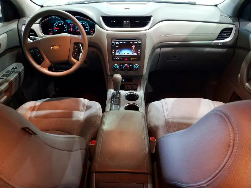 2017 CHEVROLET TRAVERSE LS  