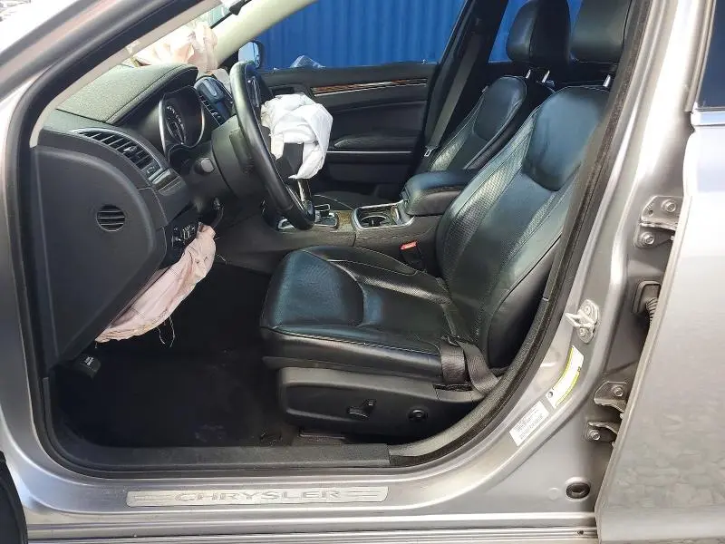 2016 CHRYSLER 300C   