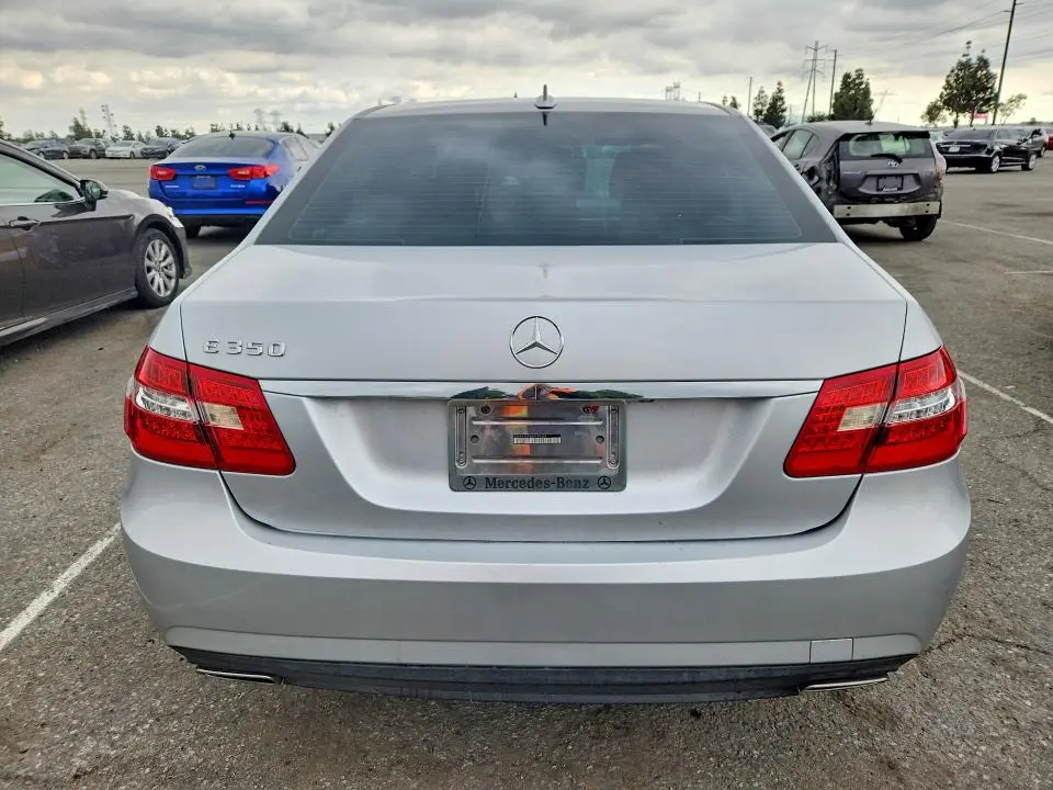 2010 MERCEDES-BENZ E 350  