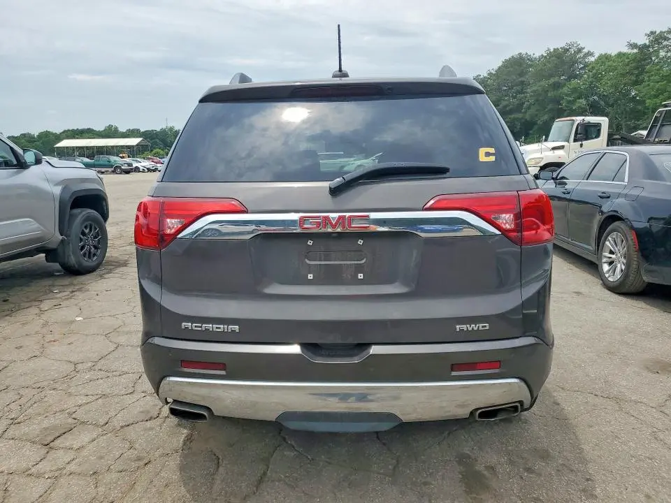 2019 GMC ACADIA DENALI  