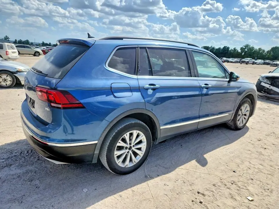 2018 VOLKSWAGEN TIGUAN SE  