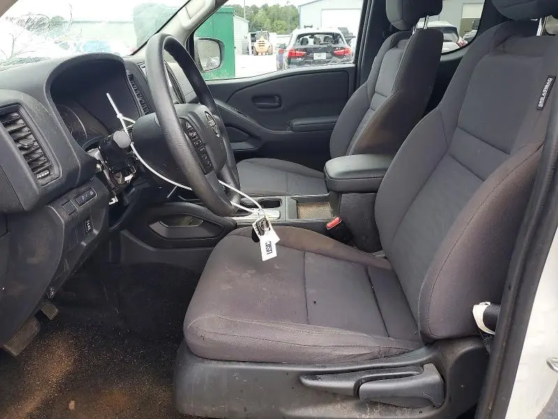 2024 NISSAN FRONTIER S  