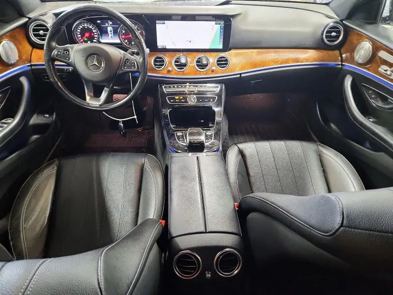 2017 MERCEDES-BENZ E 300 4MATIC  