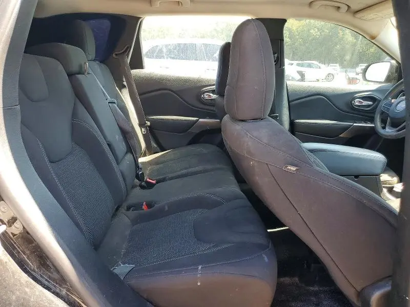 2021 JEEP CHEROKEE LATITUDE  