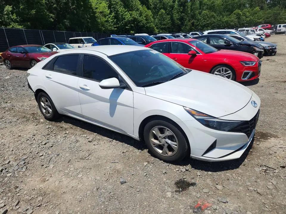 2021 HYUNDAI ELANTRA SE  