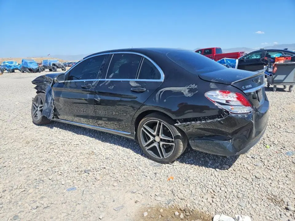 2017 MERCEDES-BENZ C 300  