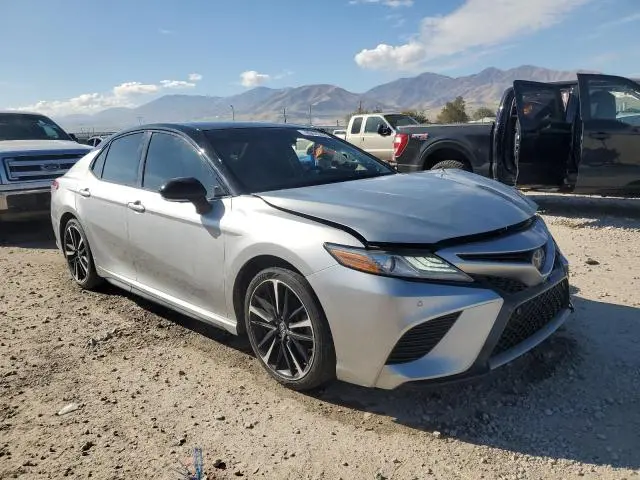 2018 TOYOTA CAMRY XSE  
