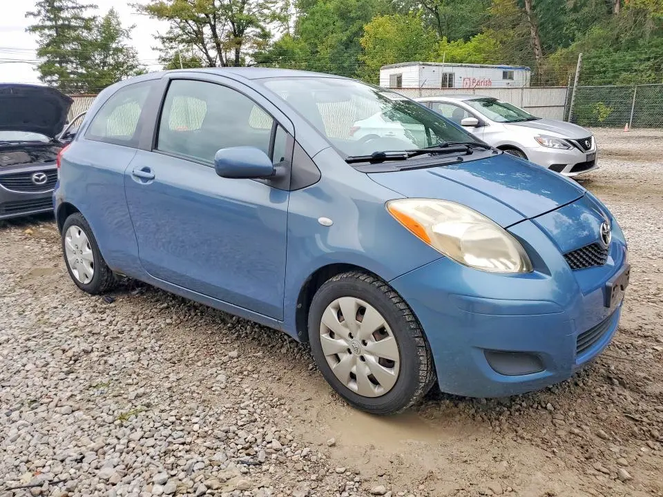 2010 TOYOTA YARIS BASE  