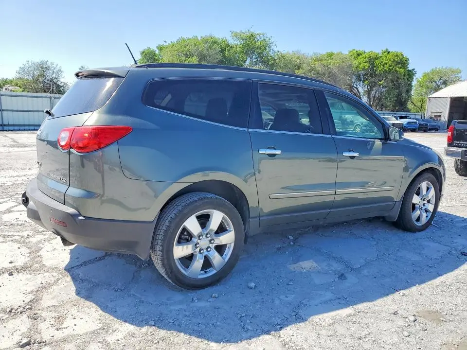 2011 CHEVROLET TRAVERSE LTZ  