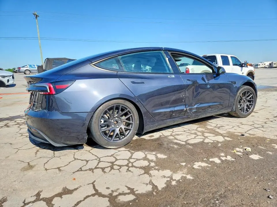 2025 TESLA MODEL 3   