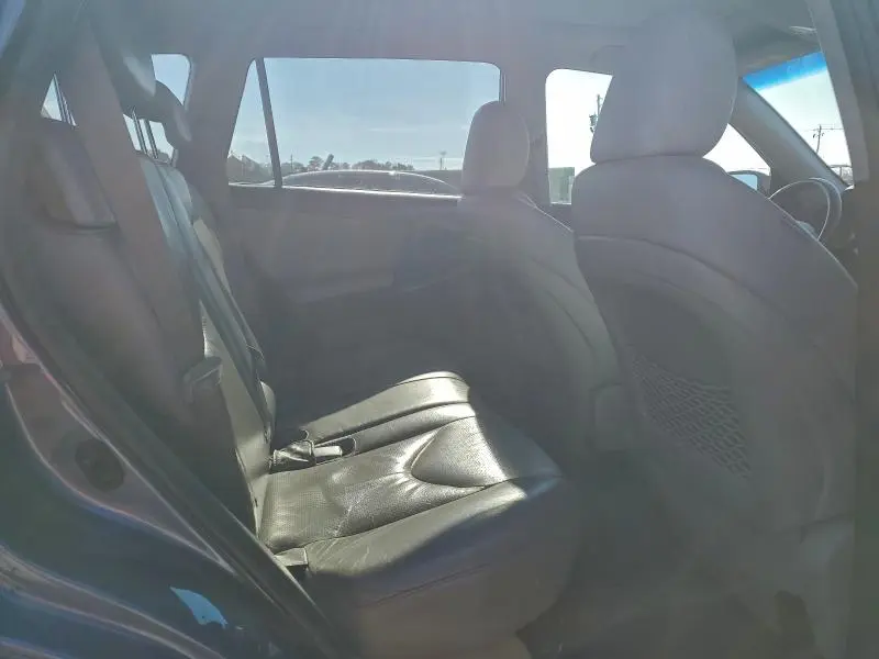 2010 TOYOTA RAV4 LIMITED  