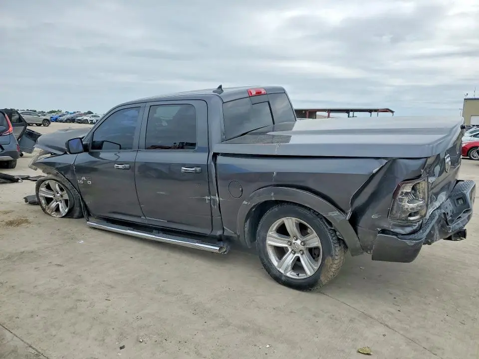 2013 RAM 1500 SLT  