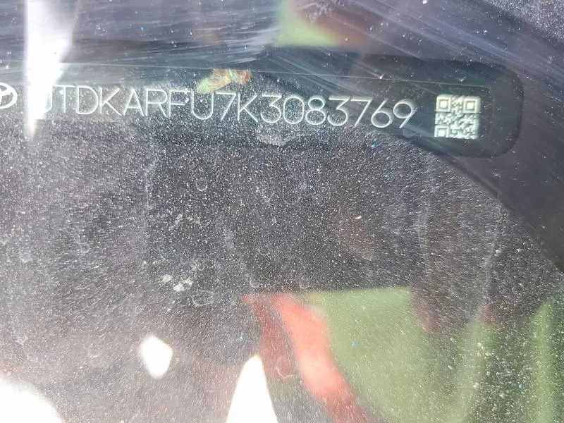 2019 TOYOTA PRIUS LIMITED  