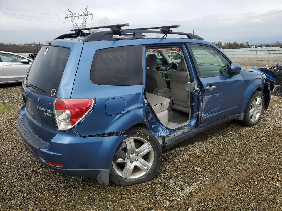 2010 SUBARU FORESTER 2.5X PREMIUM  