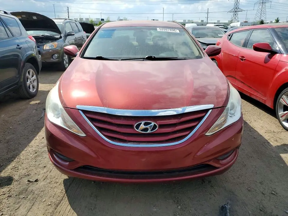 2013 HYUNDAI SONATA GLS  