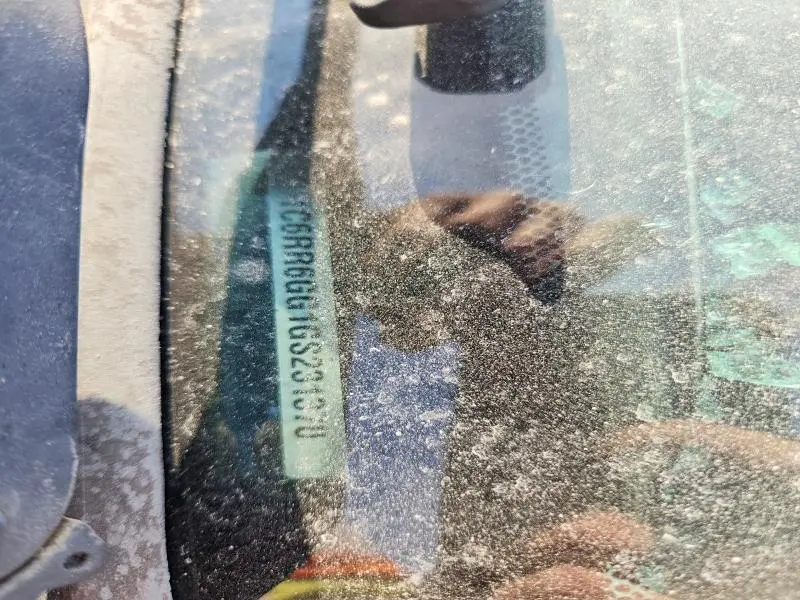 2016 RAM 1500 SLT  