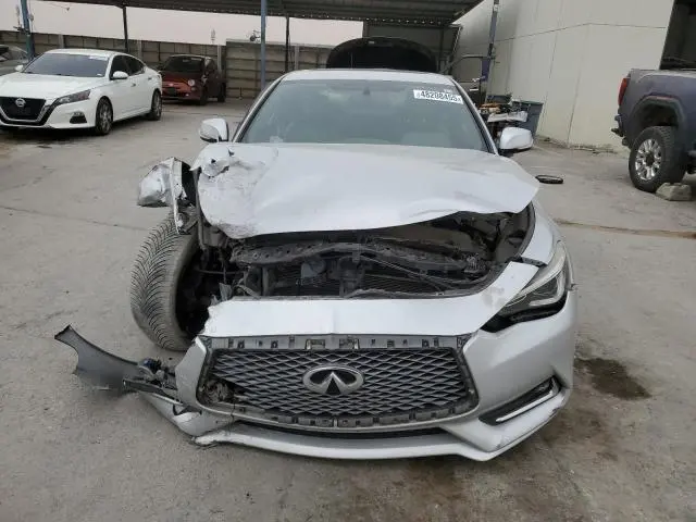 2018 INFINITI Q60 LUXE 300  
