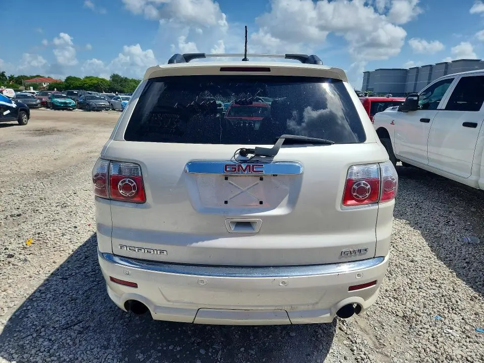 2012 GMC ACADIA DENALI  