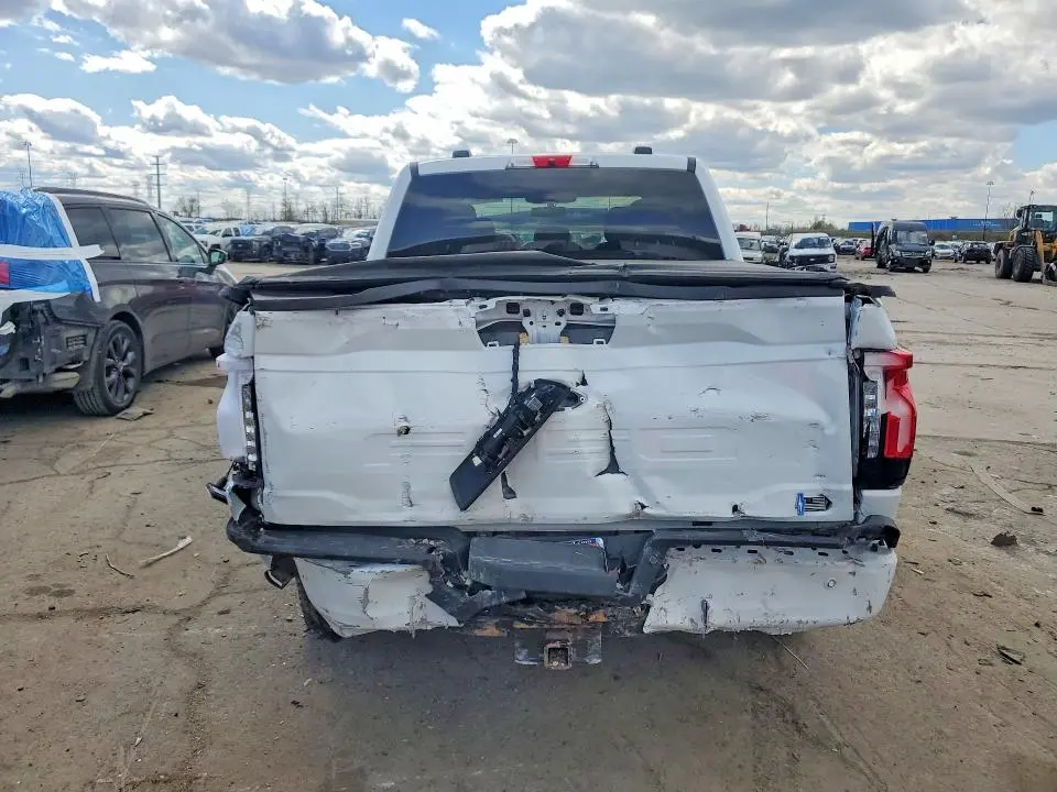 2025 FORD F150 LIGHTNING XLT  
