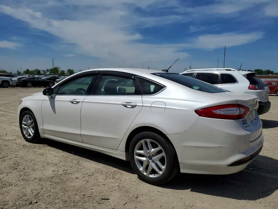 2015 FORD FUSION SE  