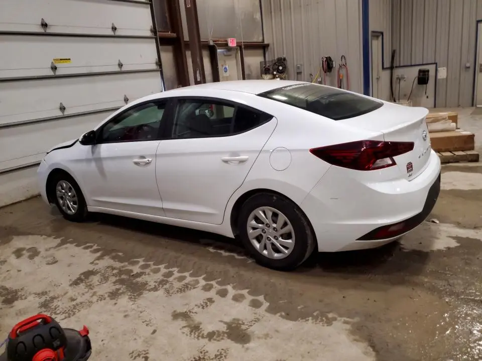 2019 HYUNDAI ELANTRA SE  