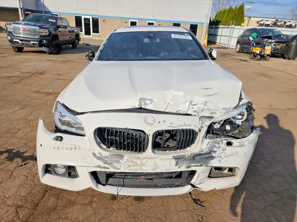 2016 BMW 550 XI  