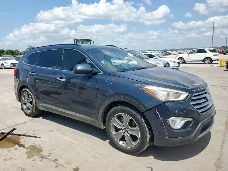 2016 HYUNDAI SANTA FE SE  