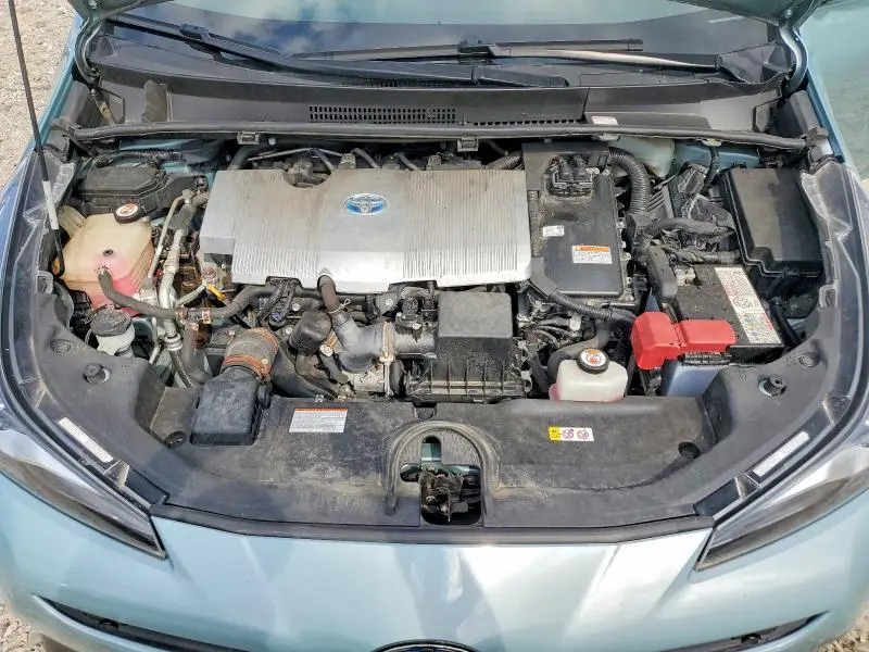 2019 TOYOTA PRIUS XLE AWD-E  