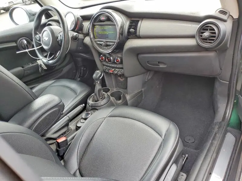 2015 MINI COOPER   