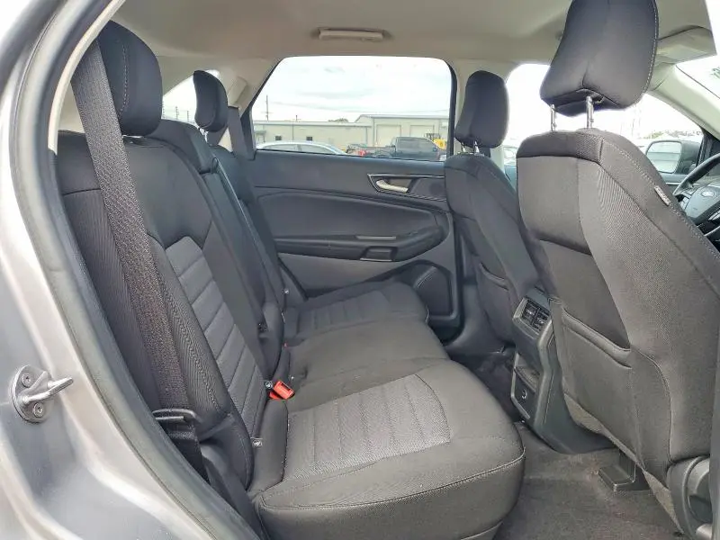 2021 FORD EDGE SE  