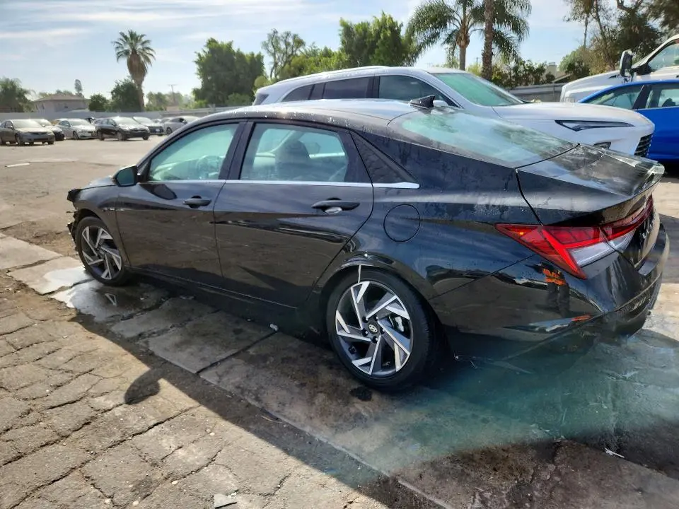 2025 HYUNDAI ELANTRA LIMITED  