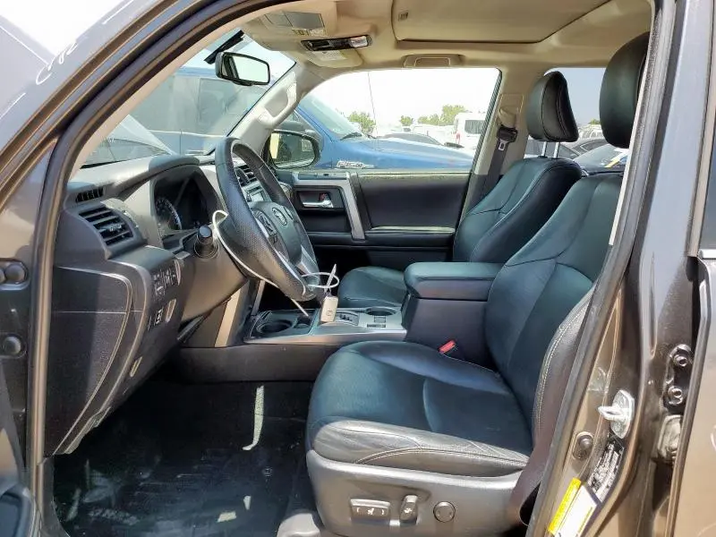 2016 TOYOTA 4RUNNER SR5  