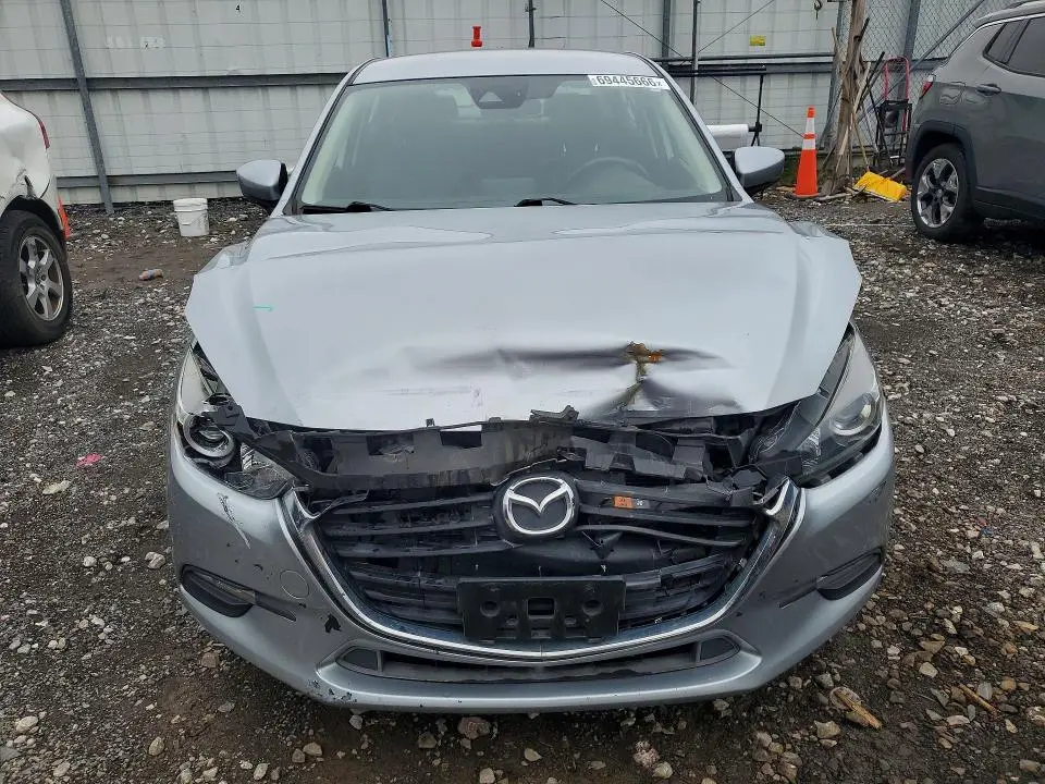 2018 MAZDA 3 TOURING  