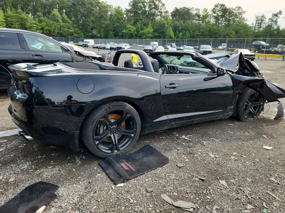 2013 CHEVROLET CAMARO 2SS  