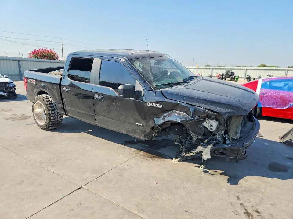 2017 FORD F150 SUPERCREW  