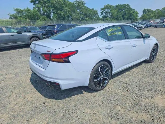 2025 NISSAN ALTIMA SR  