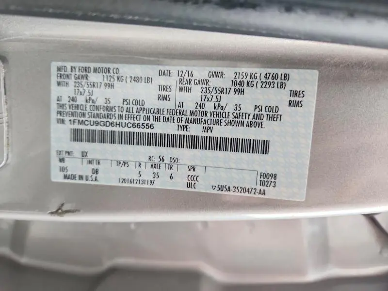 2017 FORD ESCAPE SE  