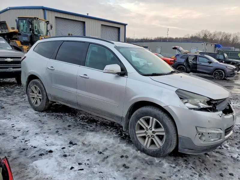 2015 CHEVROLET TRAVERSE LT  