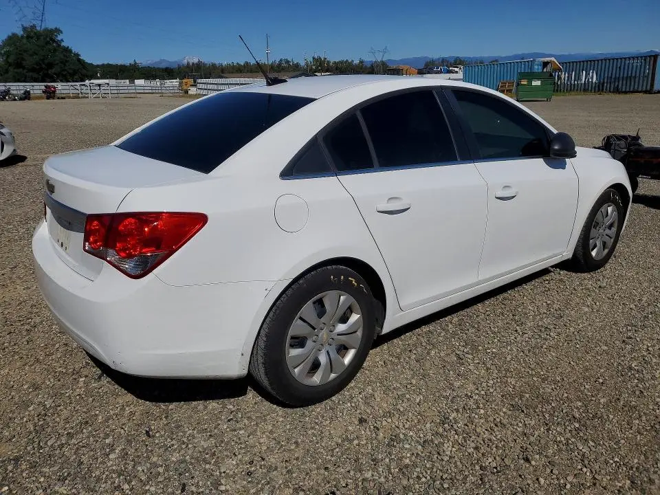2012 CHEVROLET CRUZE LS  