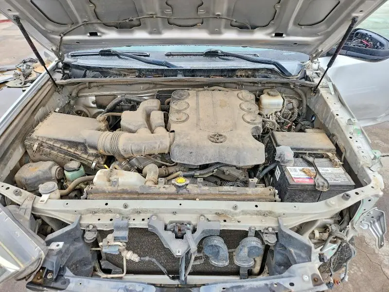 2014 TOYOTA 4RUNNER SR5  