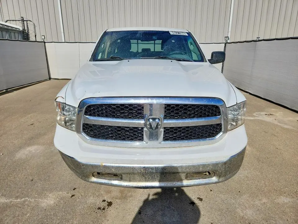 2015 RAM 1500 SLT  