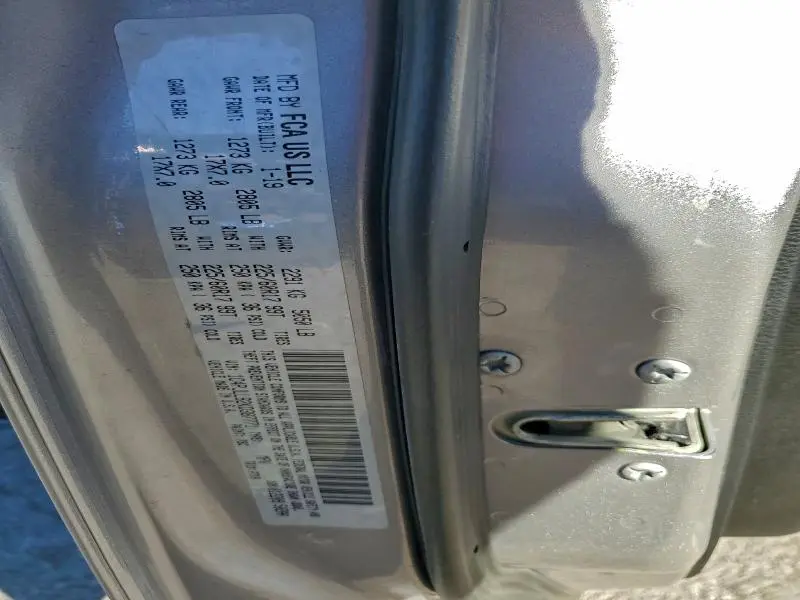 2019 JEEP CHEROKEE LATITUDE PLUS  