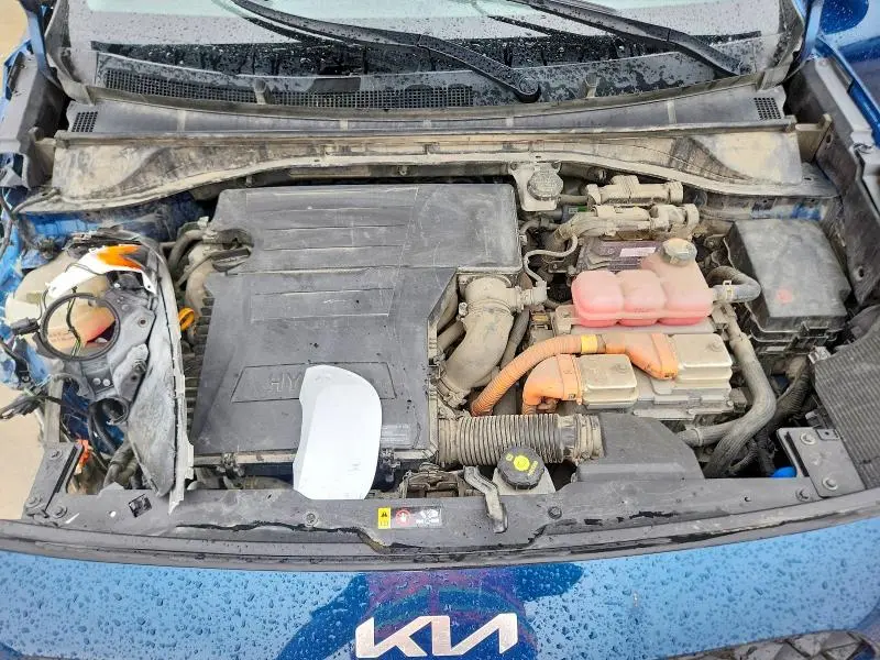 2022 KIA NIRO LXS  