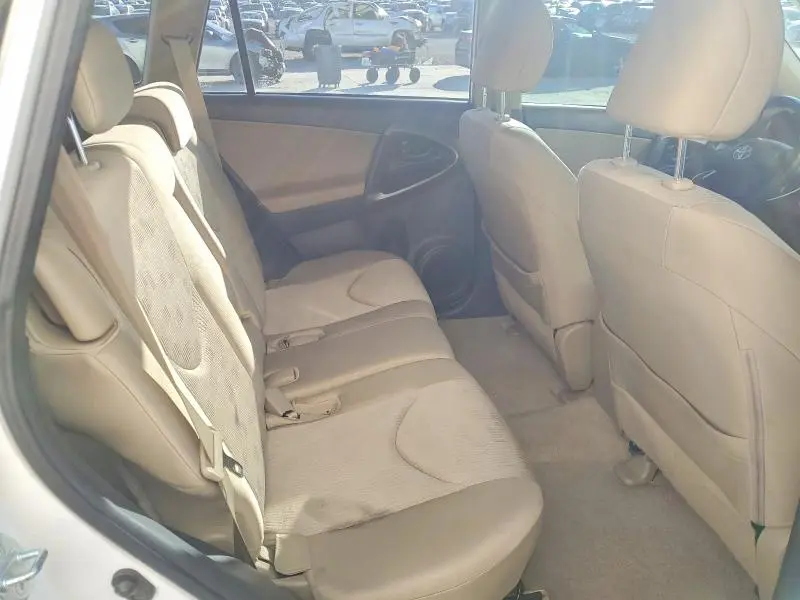 2010 TOYOTA RAV4 BASE  