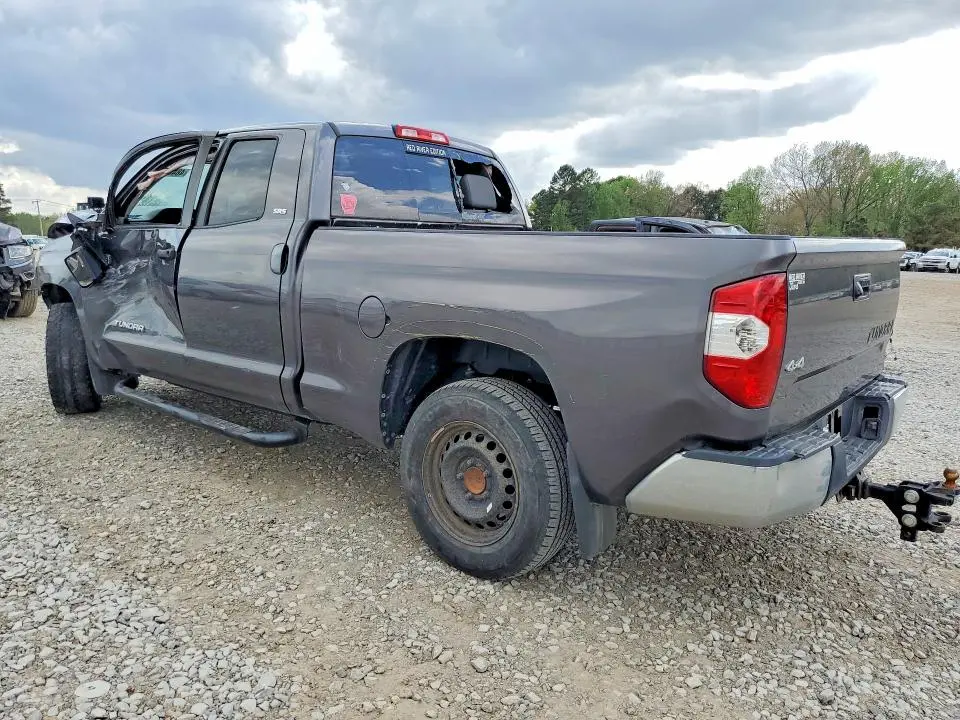 2016 TOYOTA TUNDRA SR5  