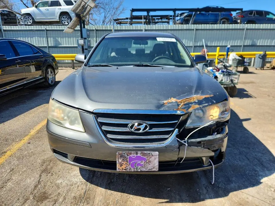 2010 HYUNDAI SONATA GLS  