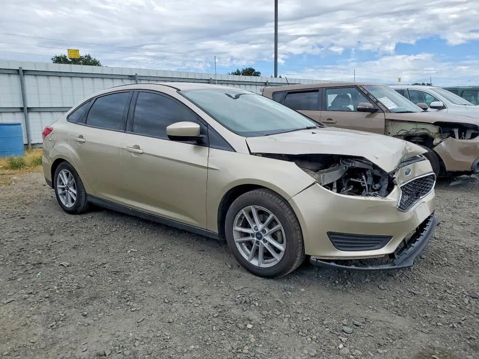 2018 FORD FOCUS SE  