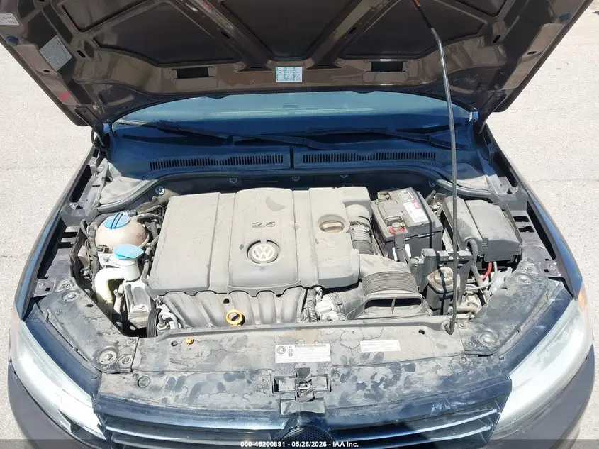 2012 VOLKSWAGEN JETTA 2.5L SEL PREMIUM