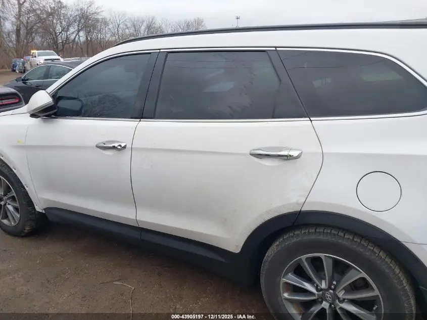 2017 HYUNDAI SANTA FE SE