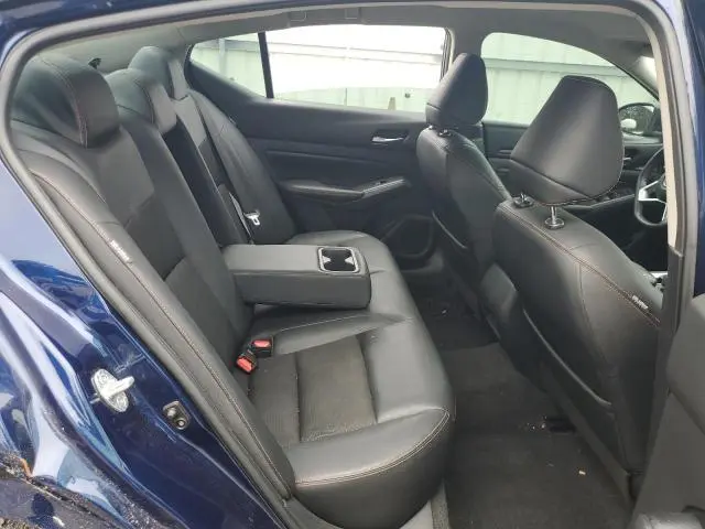 2021 NISSAN ALTIMA SR  